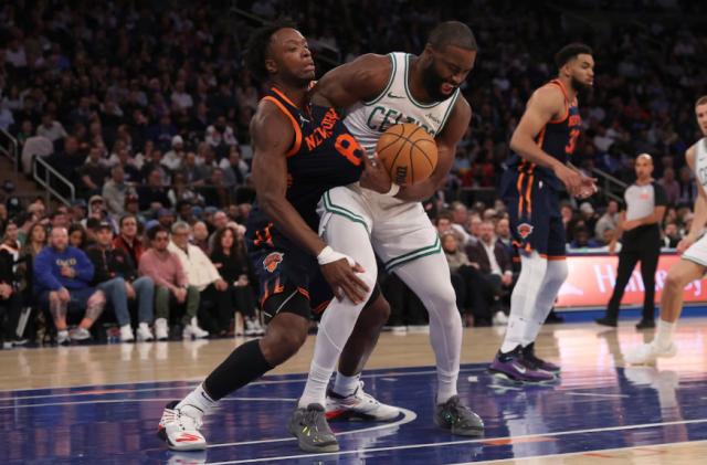 乐鱼体育官方平台-FMVP受困膝伤影响绿军卫冕前景？马祖拉：不需担心