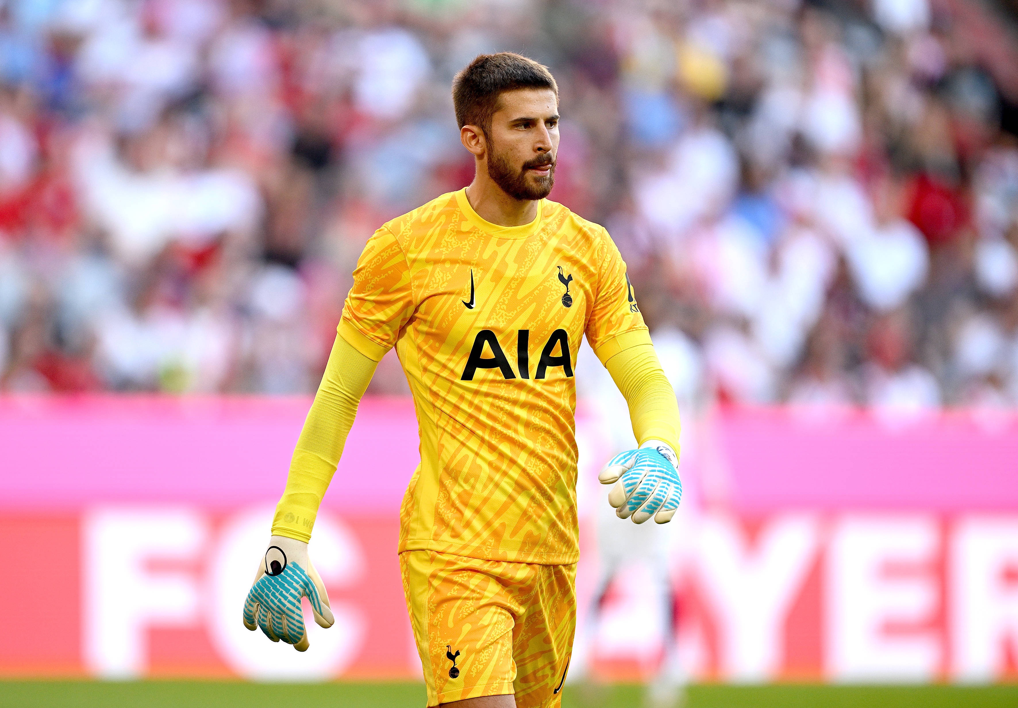 斯基拉：维卡里奥希望赛季结束离开热刺，国米已与其取得联系